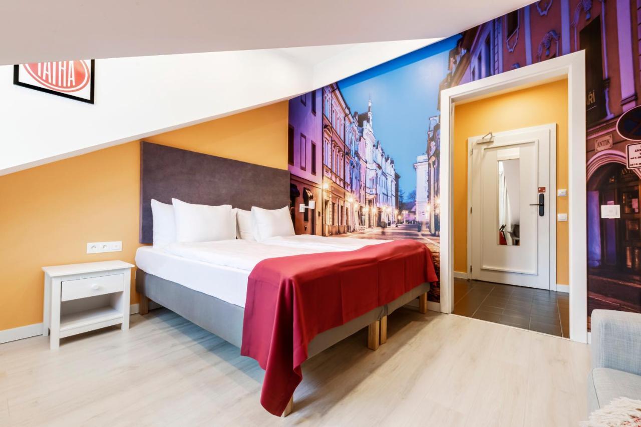 Revelton Studios Prague Luaran gambar