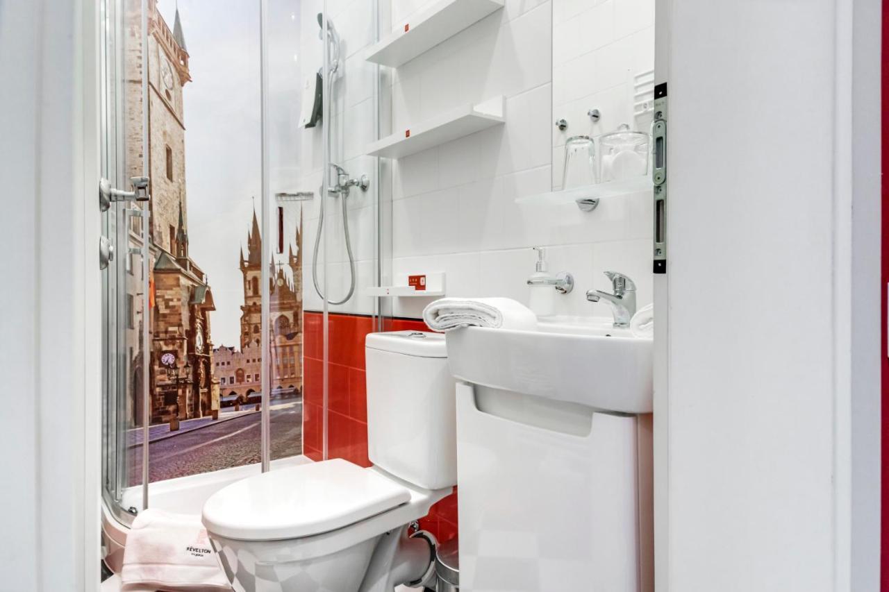 Revelton Studios Prague Luaran gambar