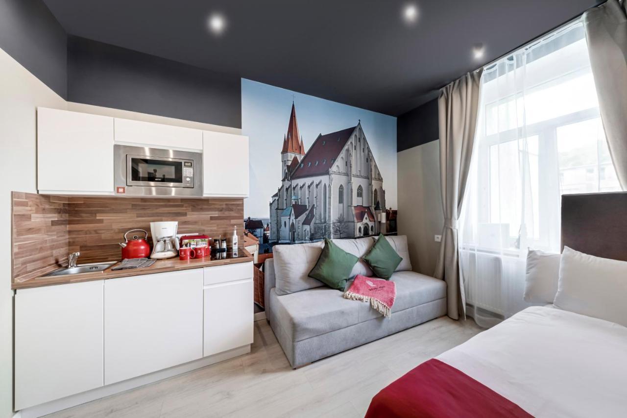 Revelton Studios Prague Luaran gambar